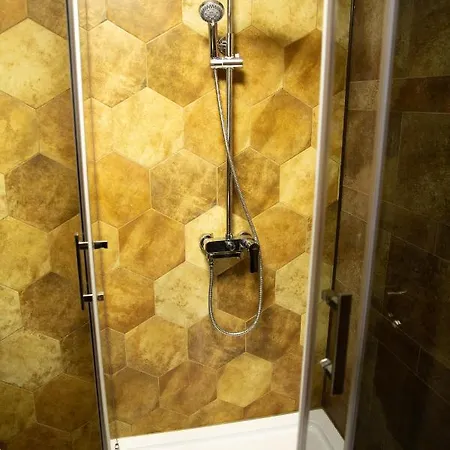 House Apartment *